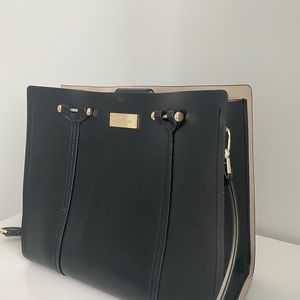 Kate Spade medium size shoulder bag with adjustable straps